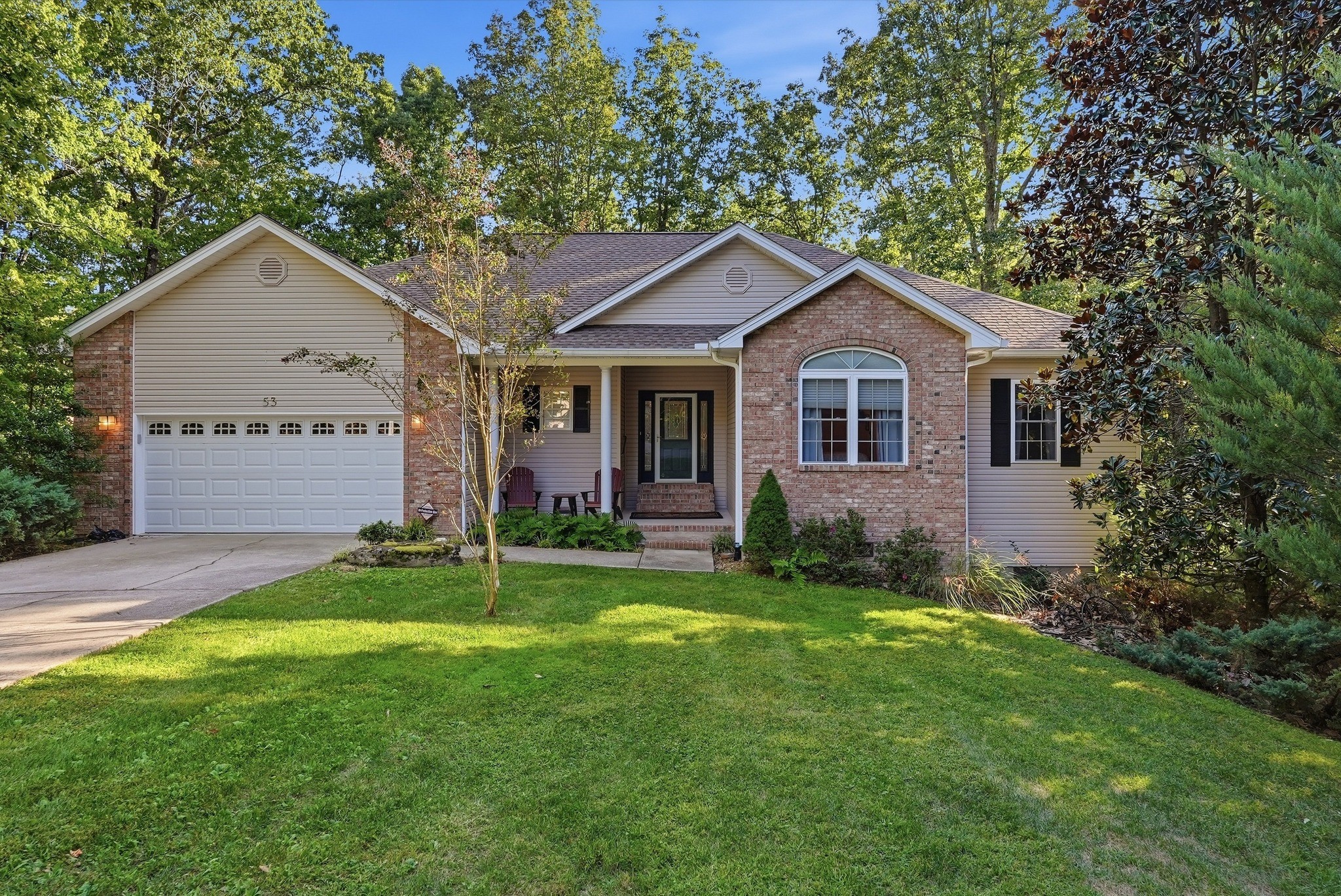 53 Bingham Ln