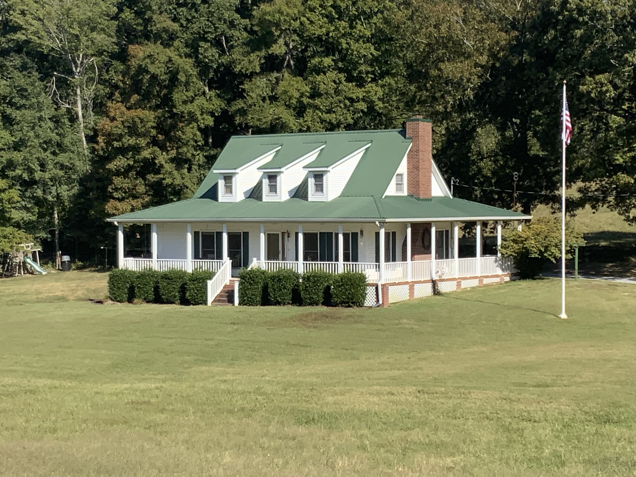 1351 Highway 49, E