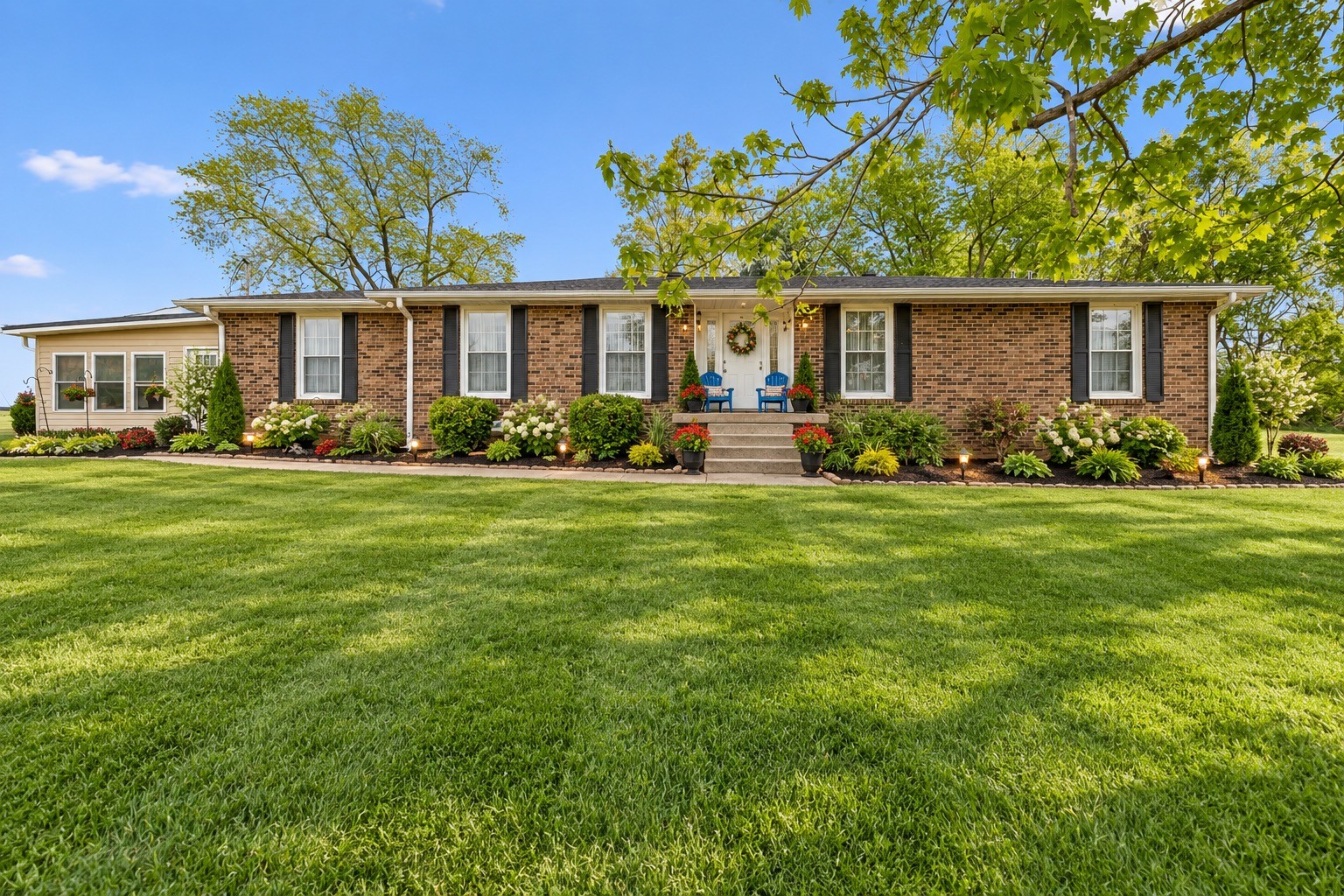 7102 Hartsville Pike