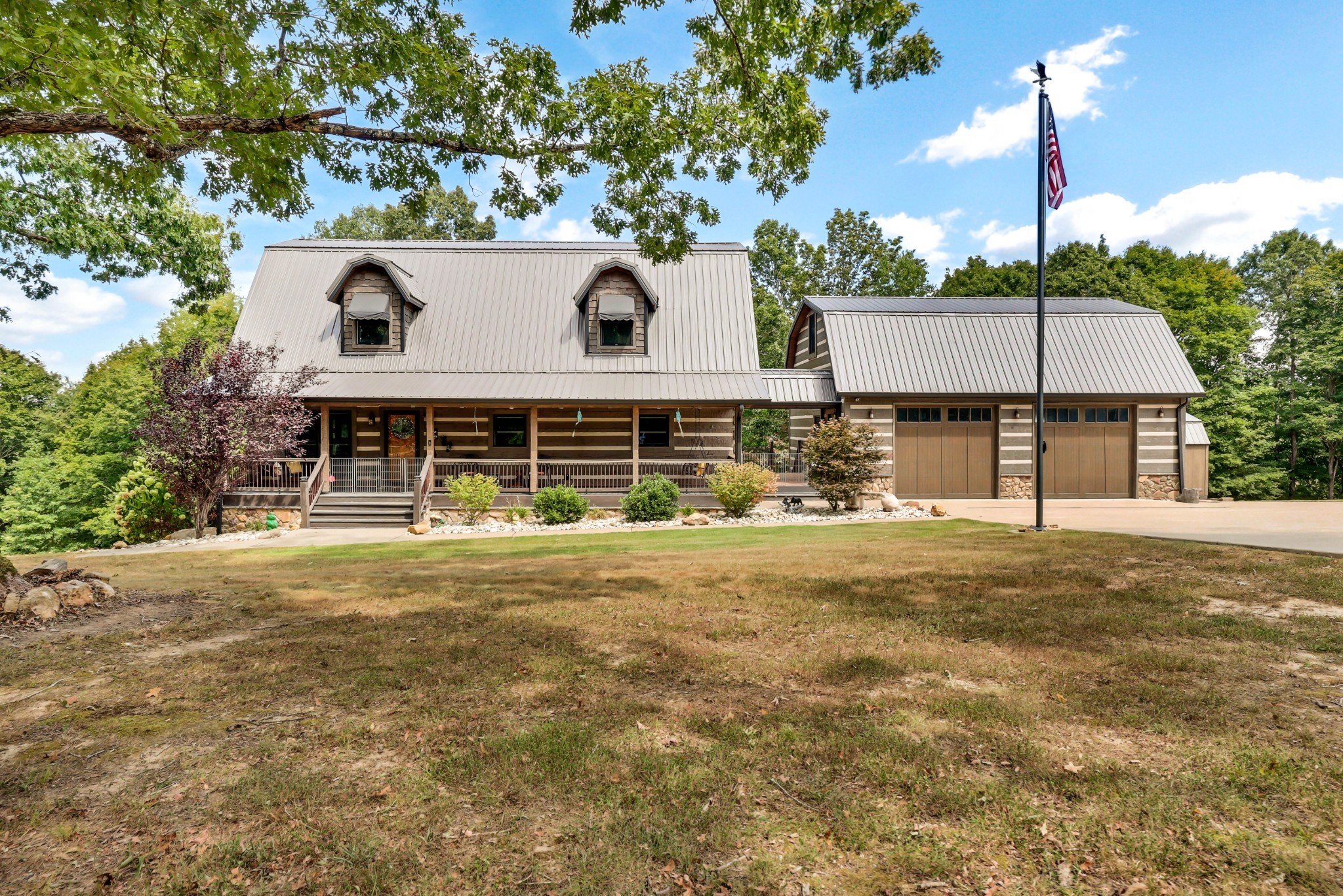 102 Highwater Rd