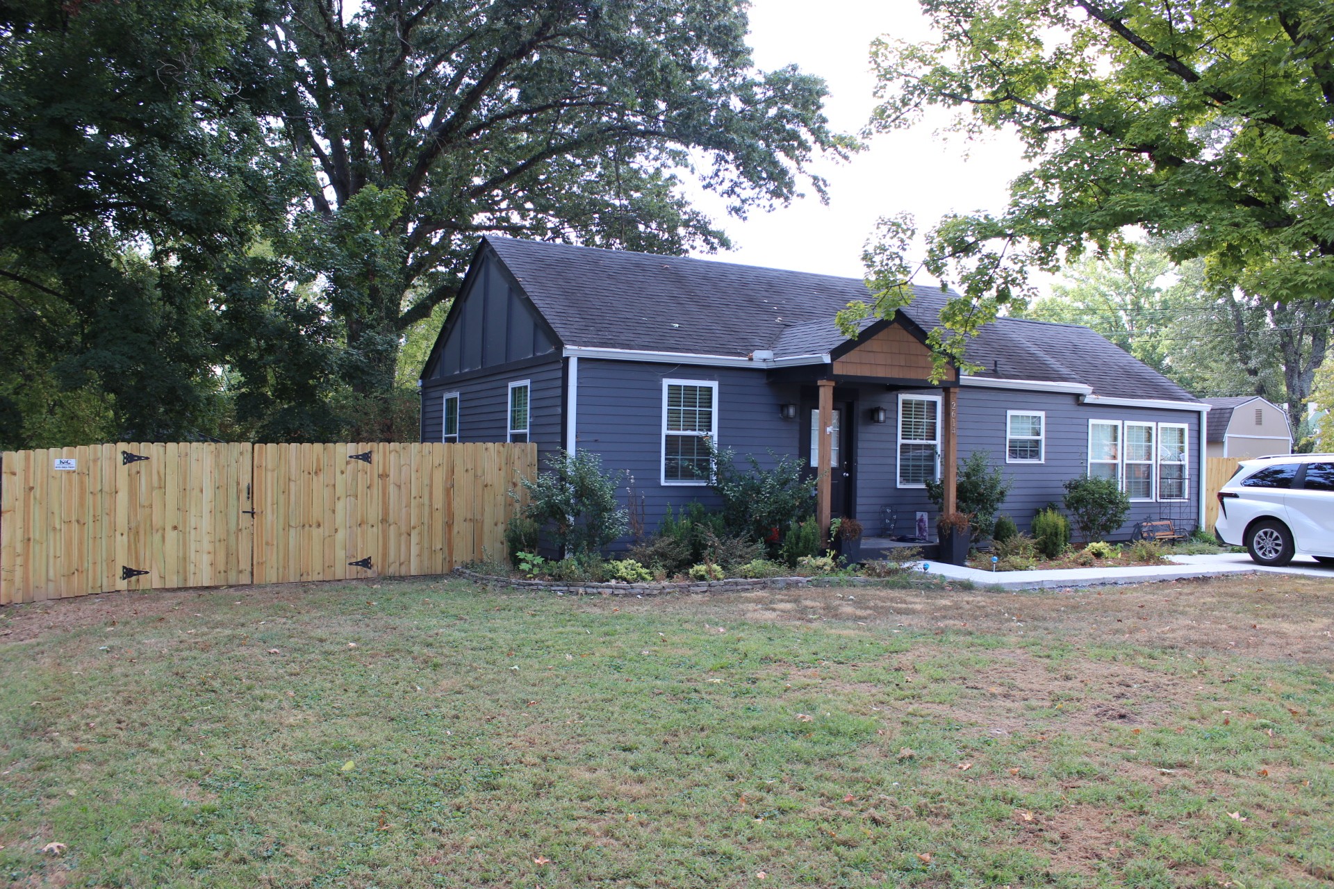 2614 Live Oak Rd
