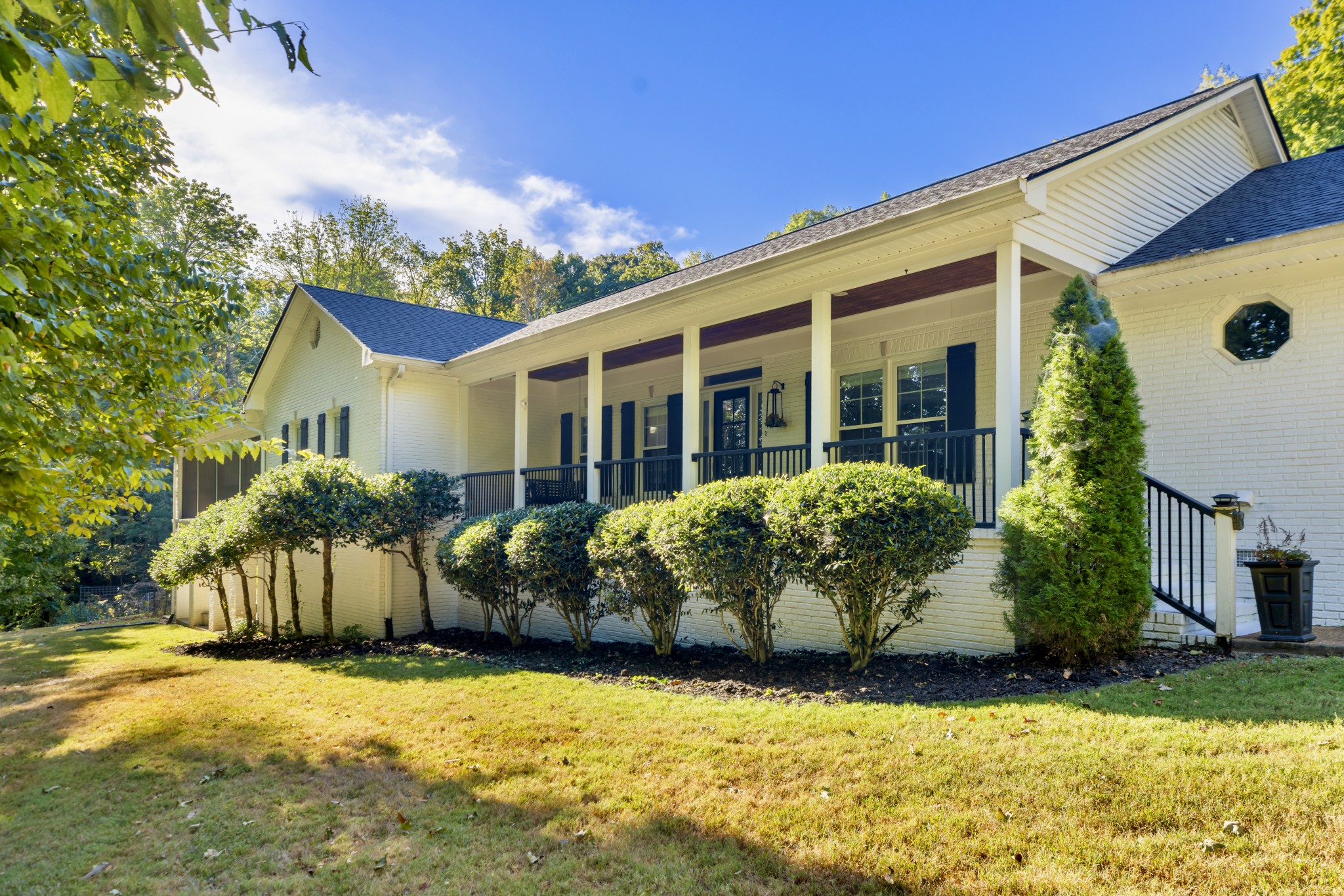 1395 Roy Sellers Rd