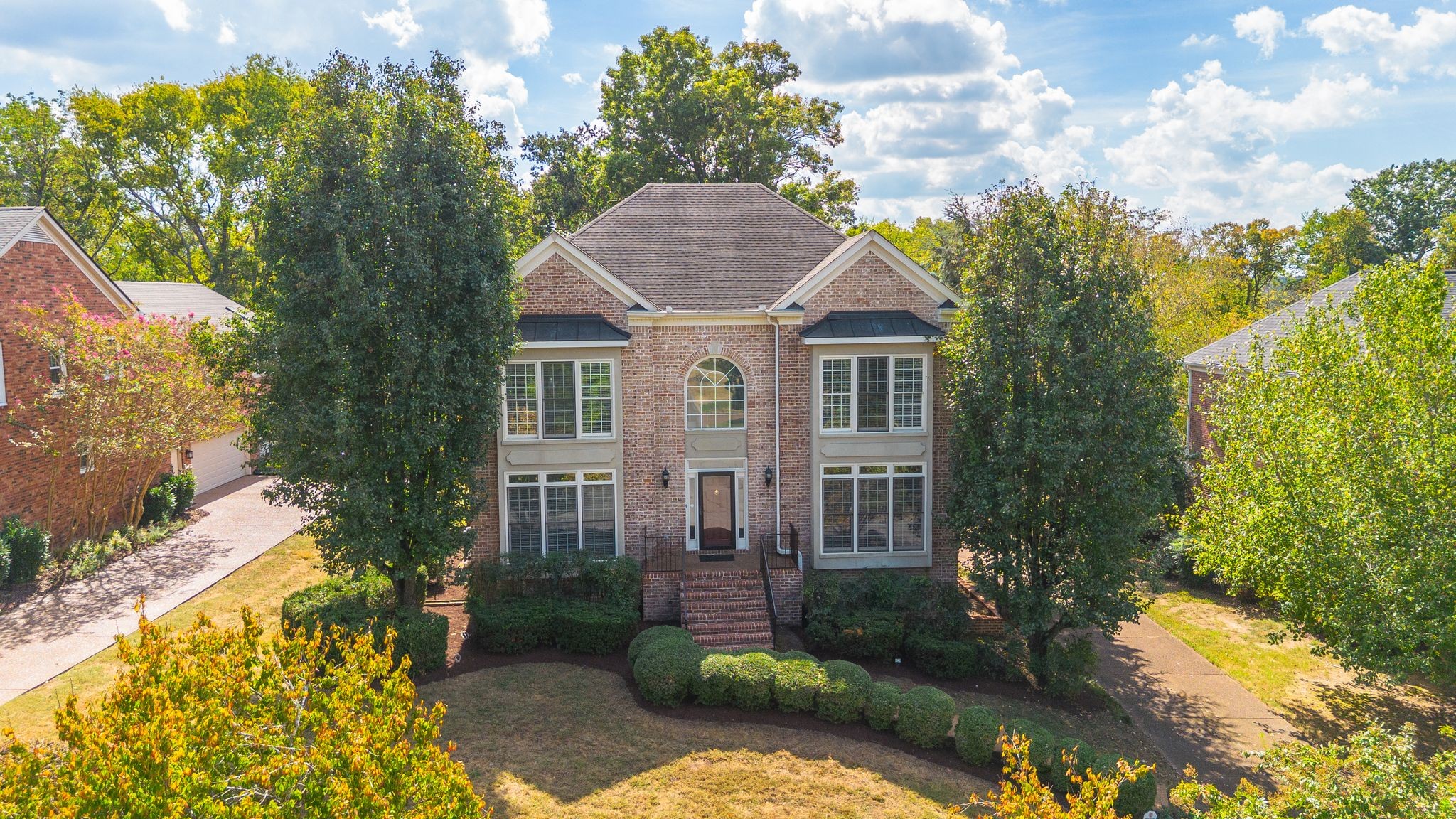 9472 Highwood Hill Rd