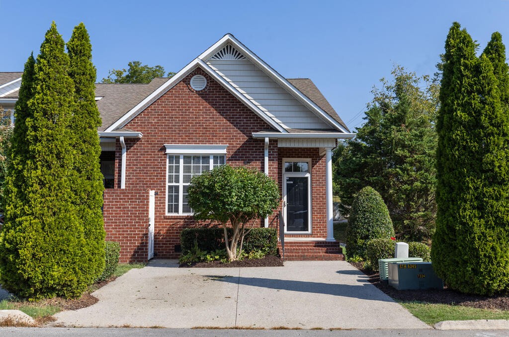 193 Saint James, W