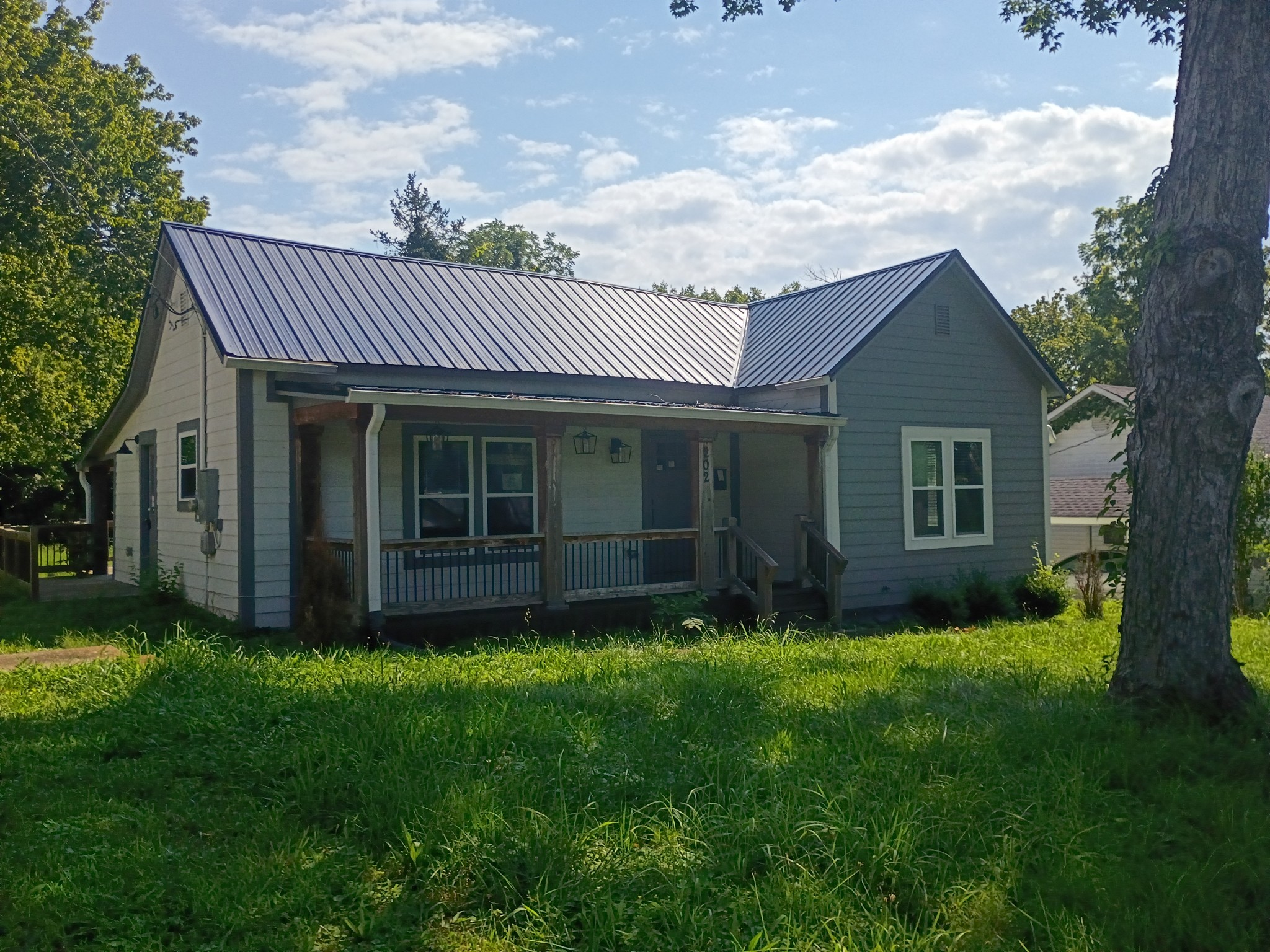 202 Cherry St
