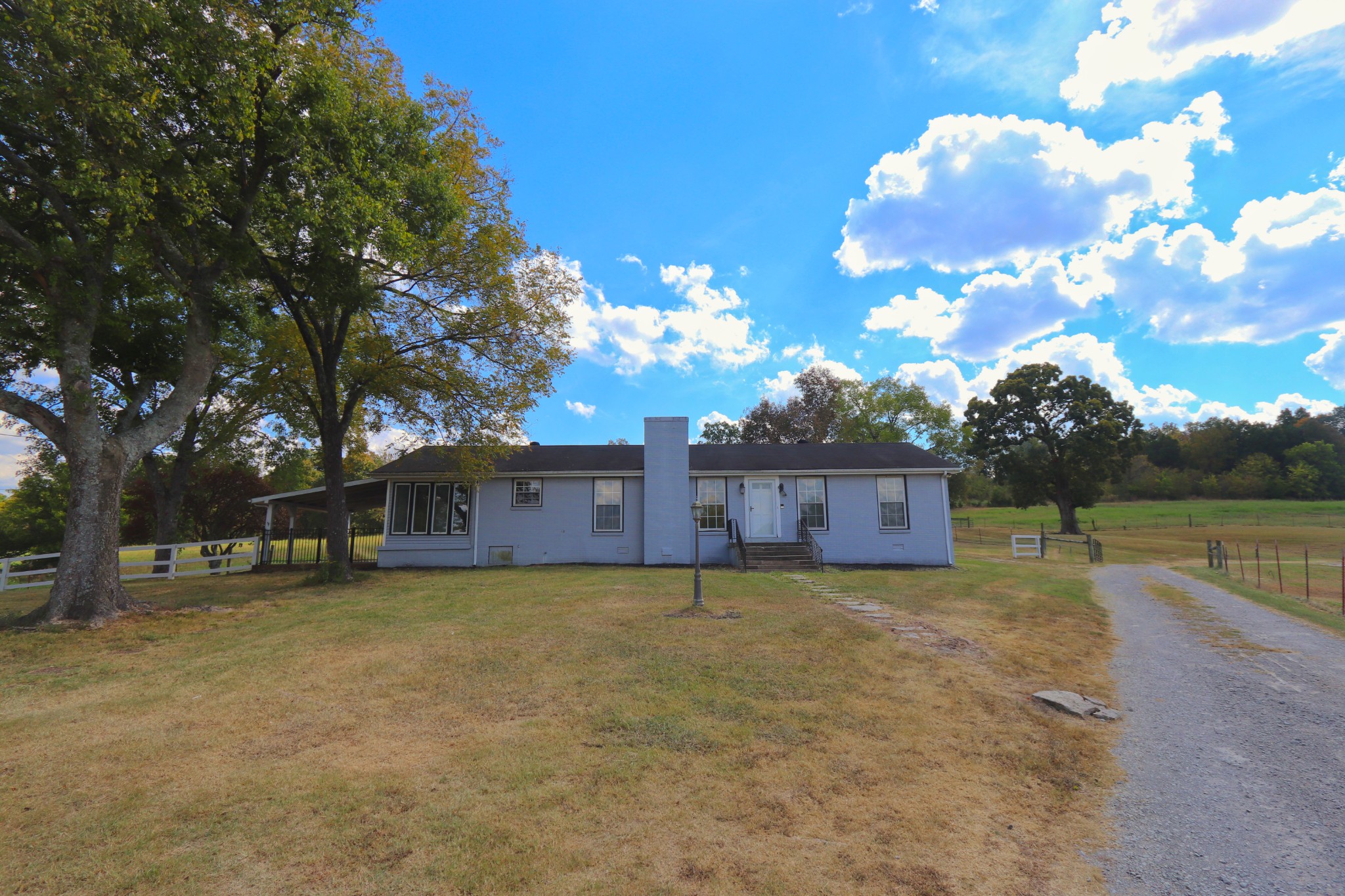 1600 Smith Rd