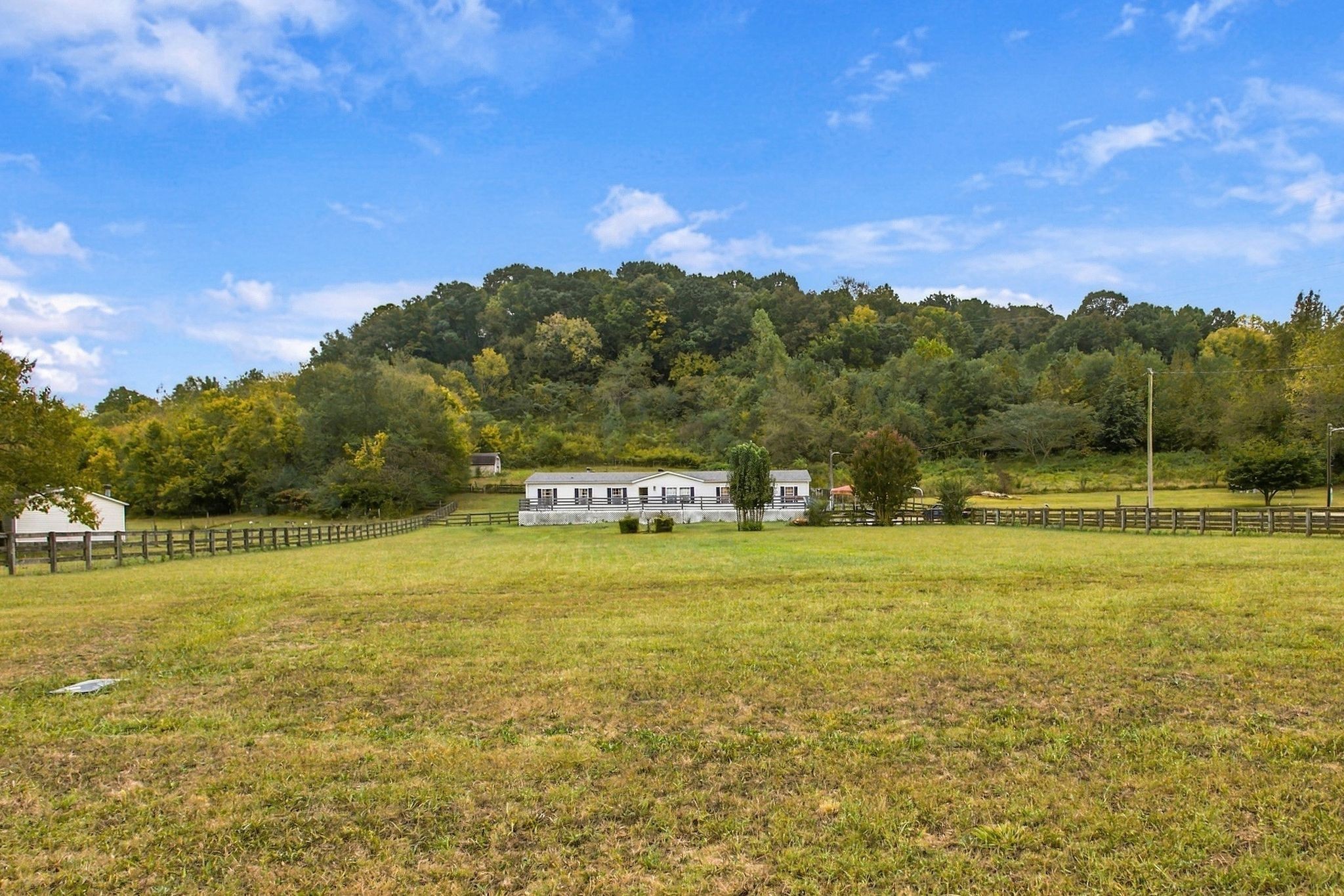 8639 King Hollow Road