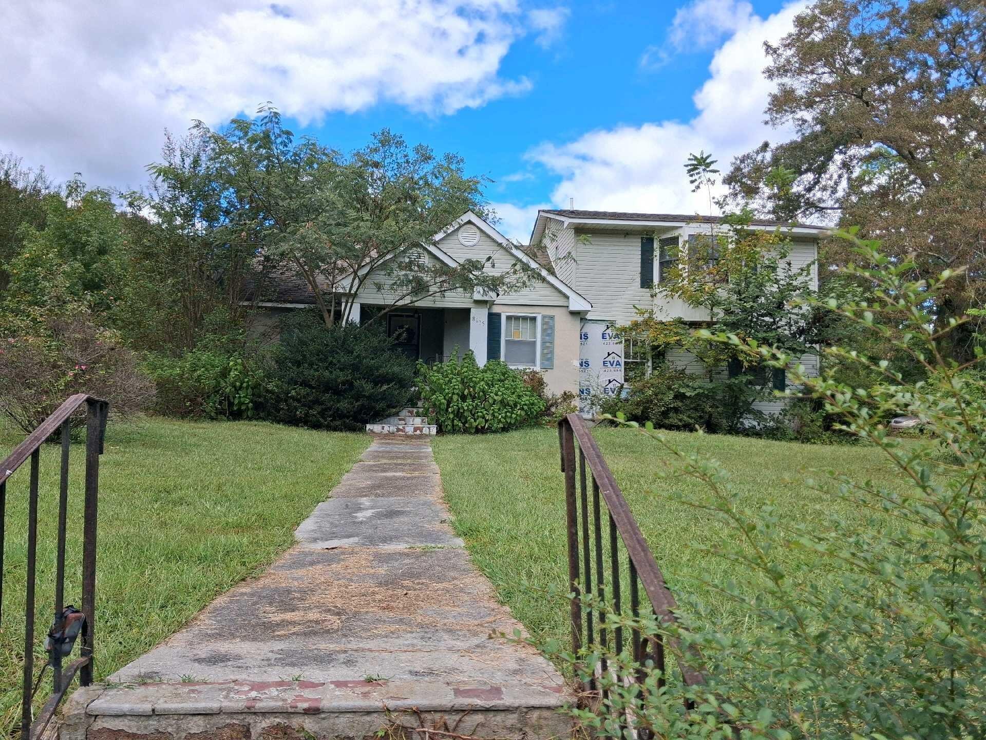 8635 Walnut Road