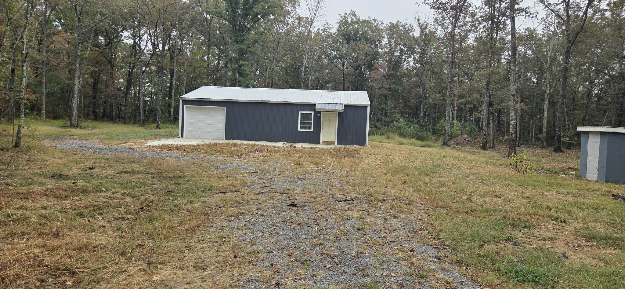 403 End Ln