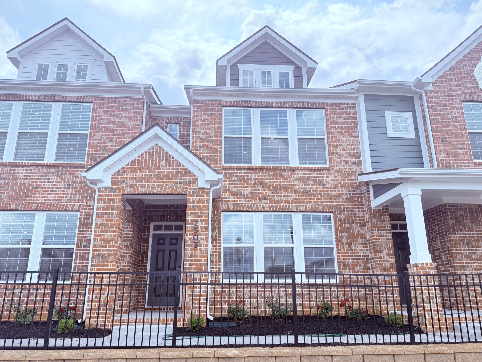 2718 Willowoak Trl
