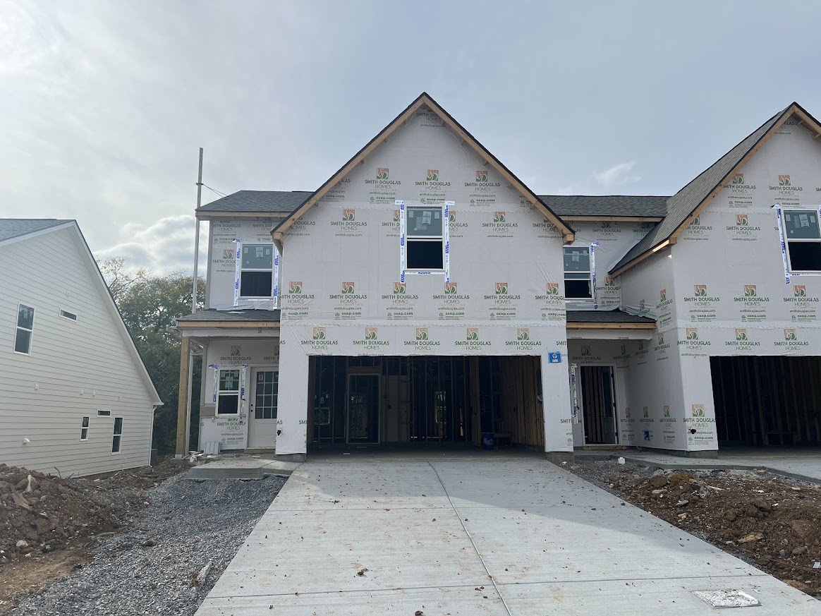 1233 Bronte Dr