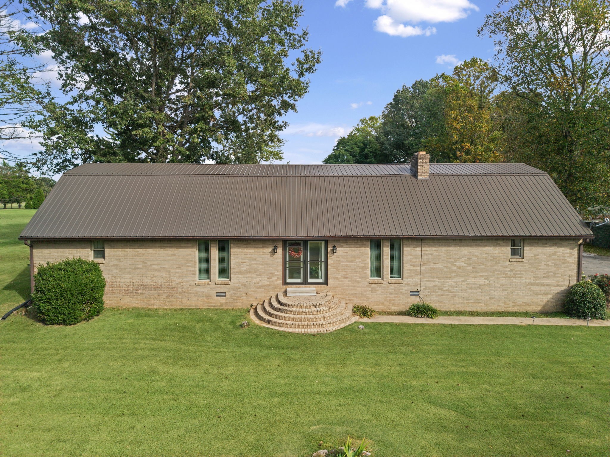 385 Crutchfield Ln